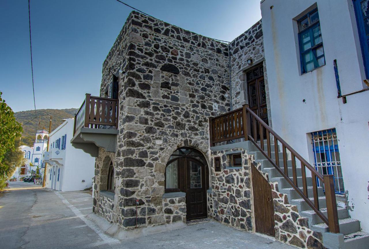 Apartamento Plousiadi΄S Stone House Skála Exterior foto