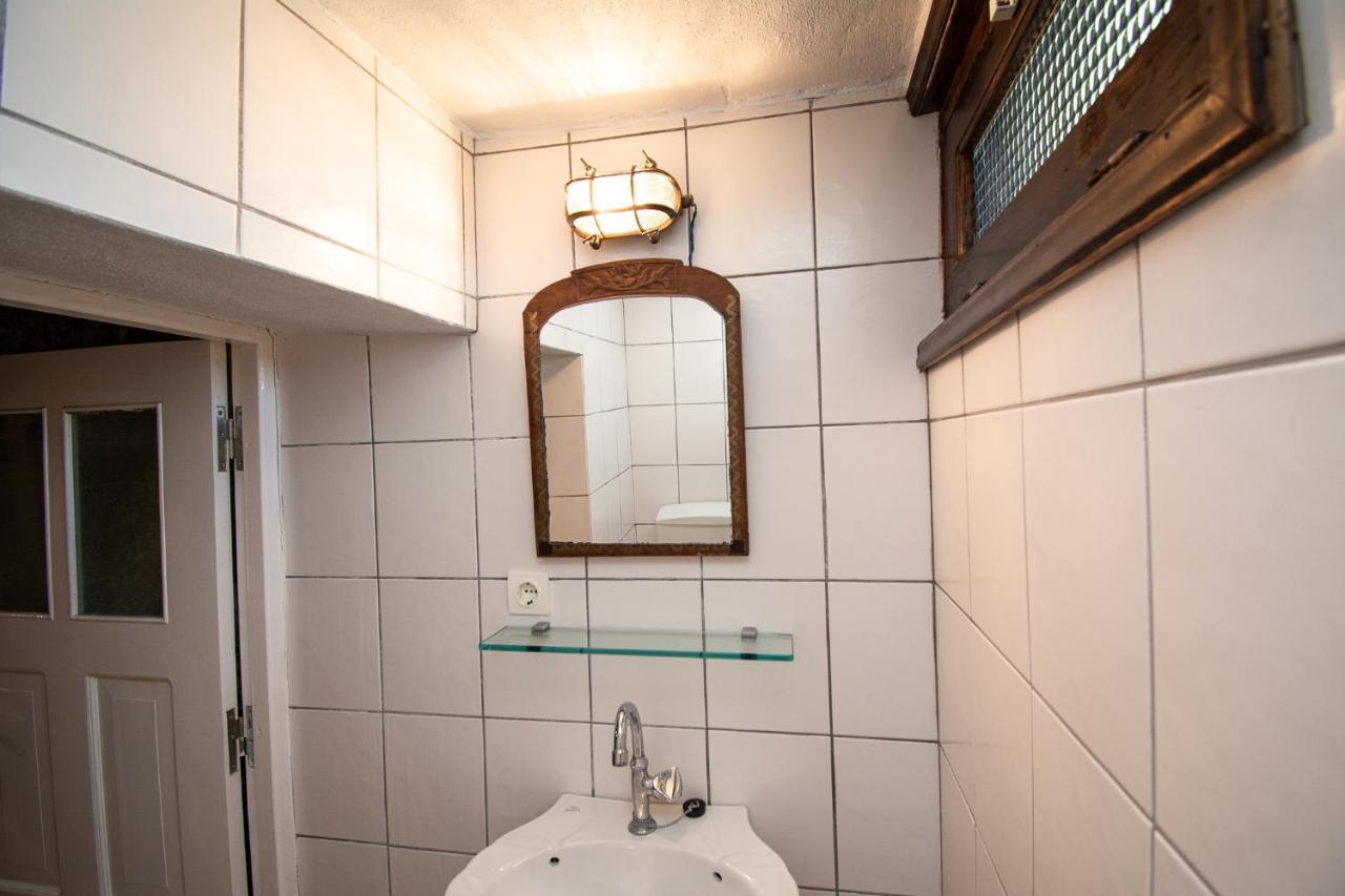 Apartamento Plousiadi΄S Stone House Skála Exterior foto