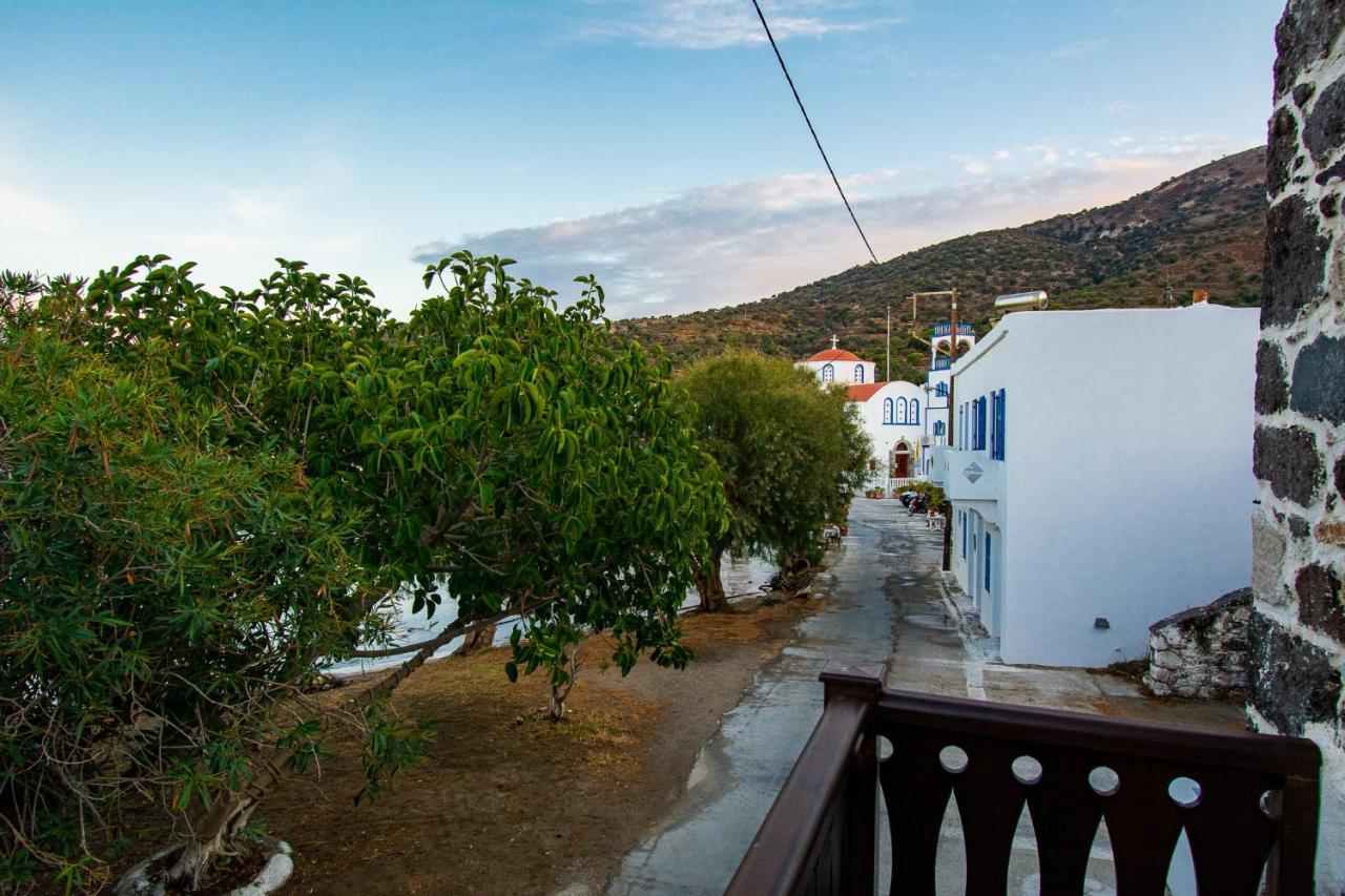 Apartamento Plousiadi΄S Stone House Skála Exterior foto