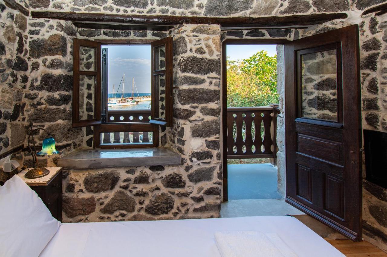 Apartamento Plousiadi΄S Stone House Skála Exterior foto